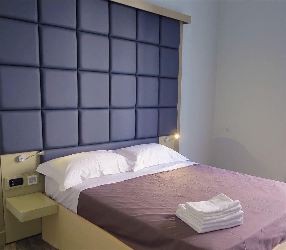 Dolce Vita Rooms & Breakfast Neapel Exteriör bild