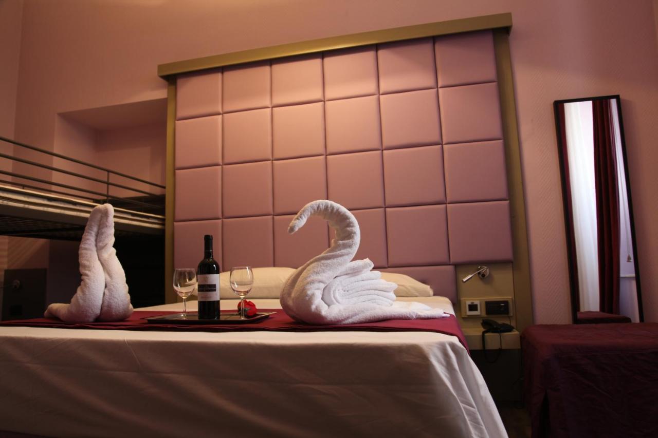Dolce Vita Rooms & Breakfast Neapel Exteriör bild