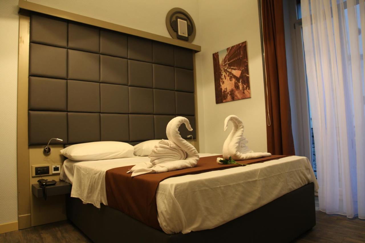 Dolce Vita Rooms & Breakfast Neapel Exteriör bild